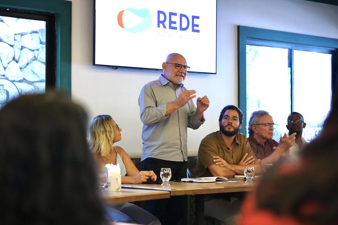 Alfredo Gomes,  Reitor da UFPE lança pré-candidatura ao Governo de Pernambuco